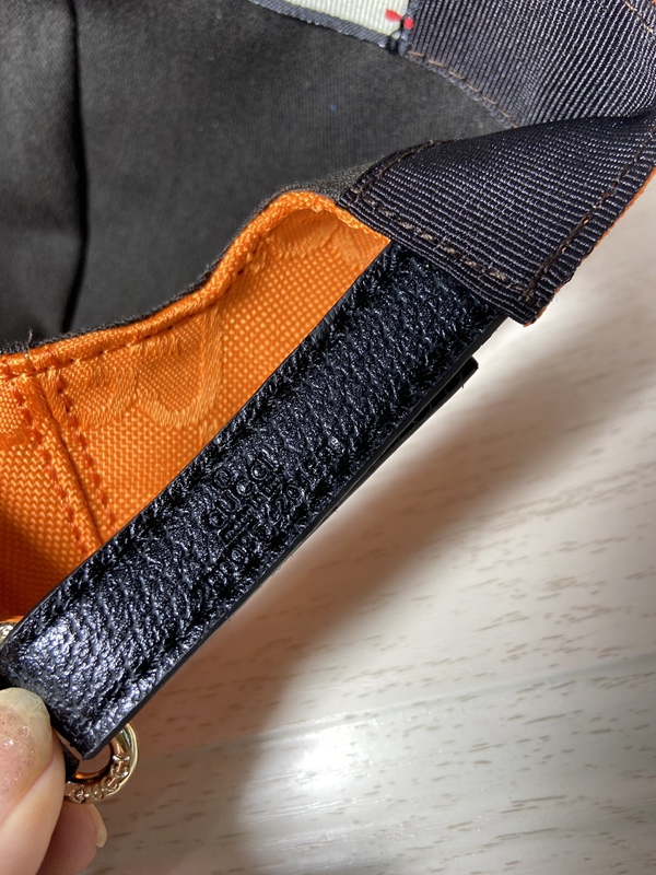 ブランド帽子角部分ディテール